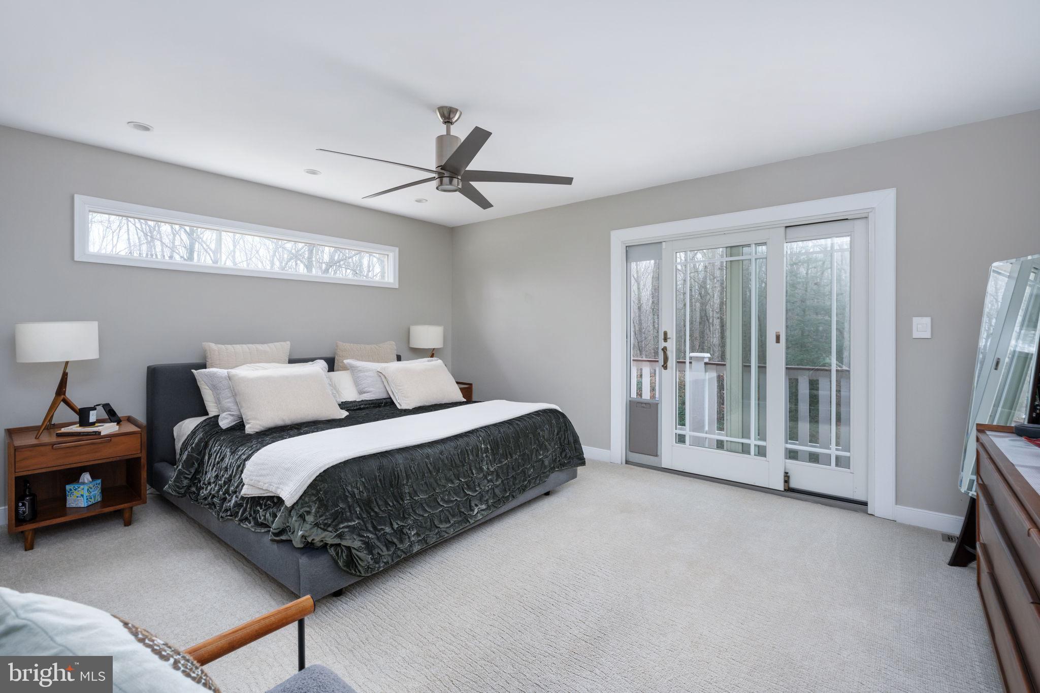 7 River Bluffs Dr