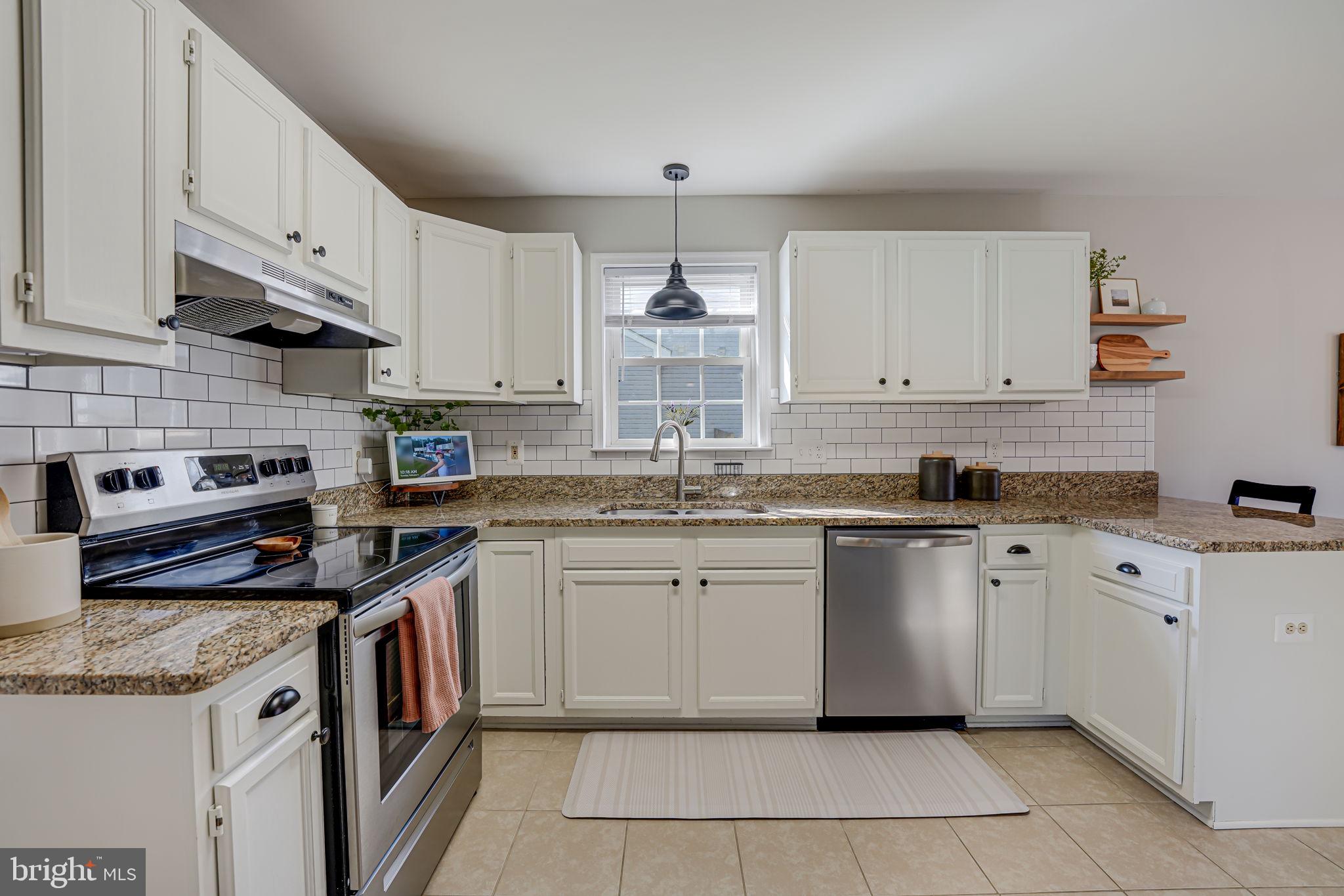 3422 LANCASTER RING ROAD