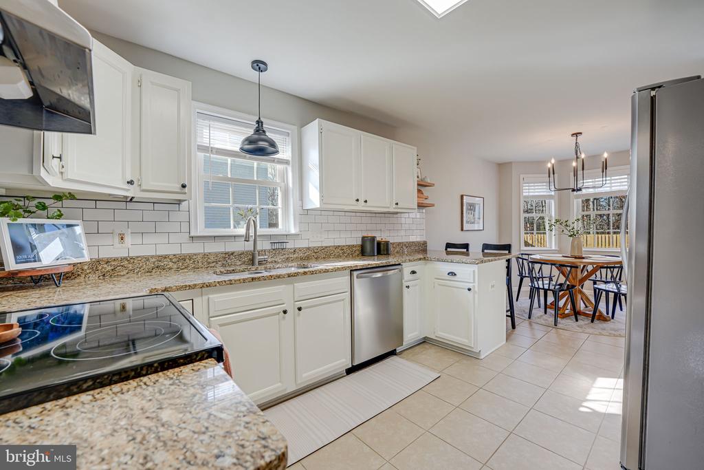 3422 LANCASTER RING ROAD