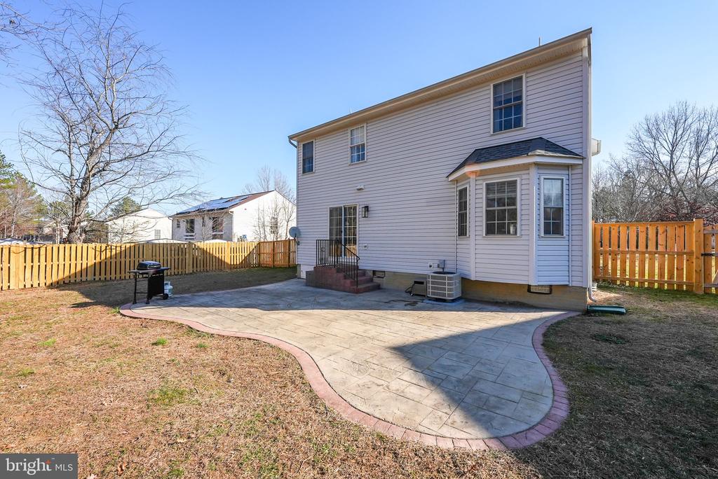 3422 LANCASTER RING ROAD