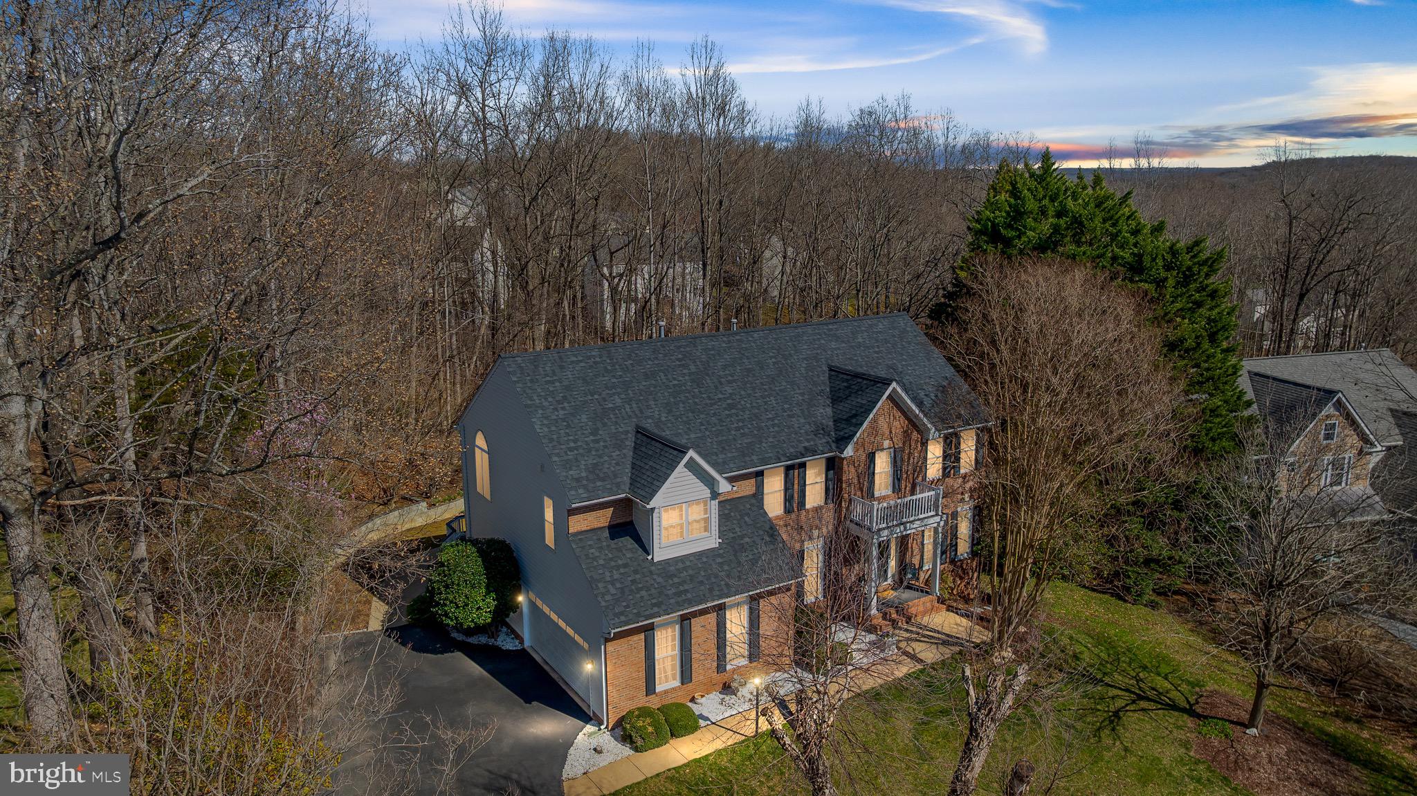 12817 Willow Point Dr