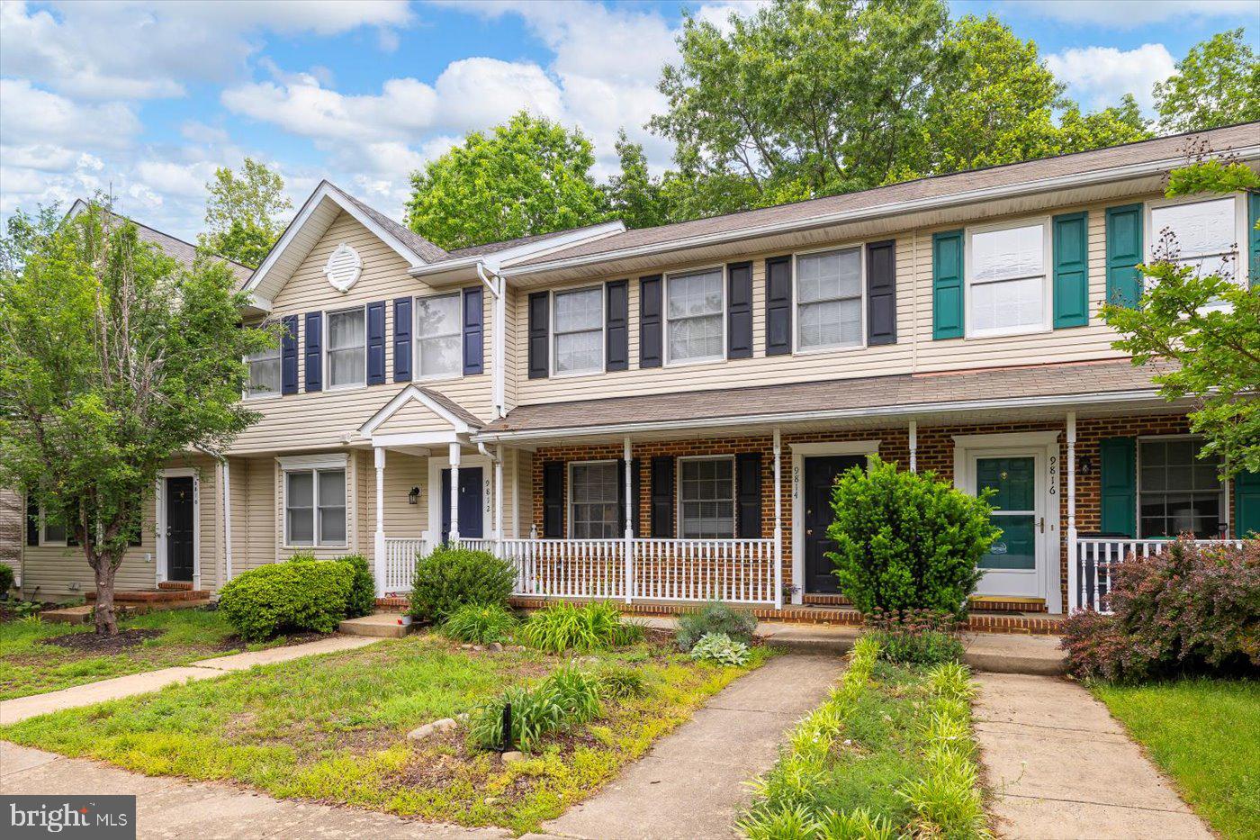 9814 Dominion Forest Cir