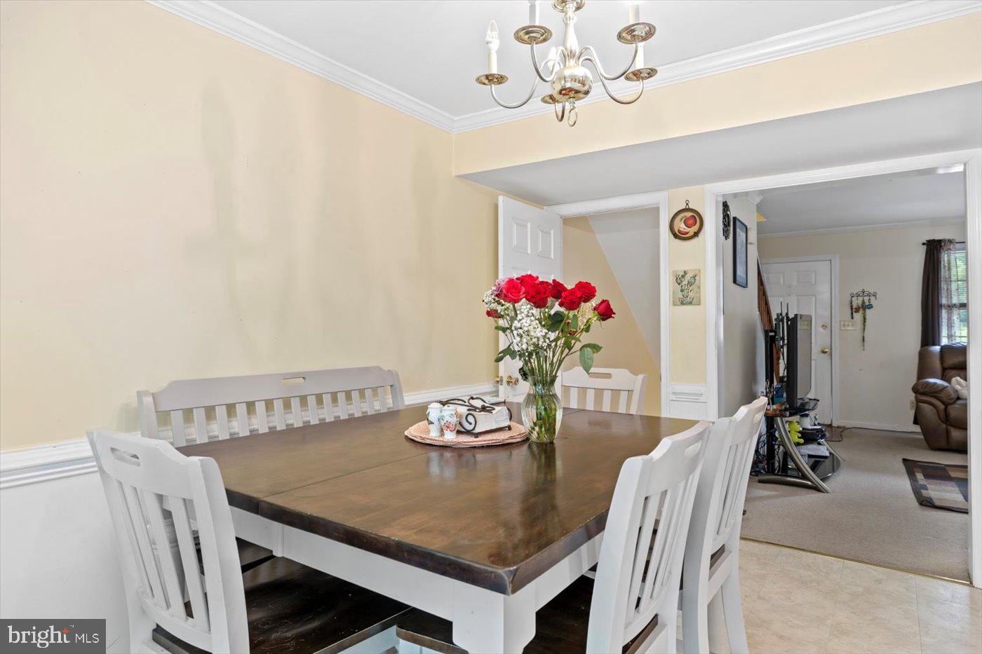 9814 Dominion Forest Cir
