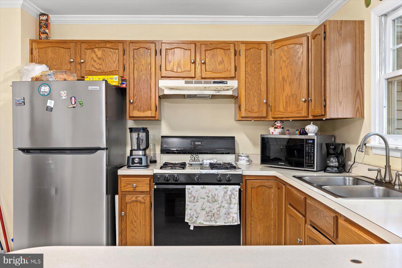 9814 Dominion Forest Cir