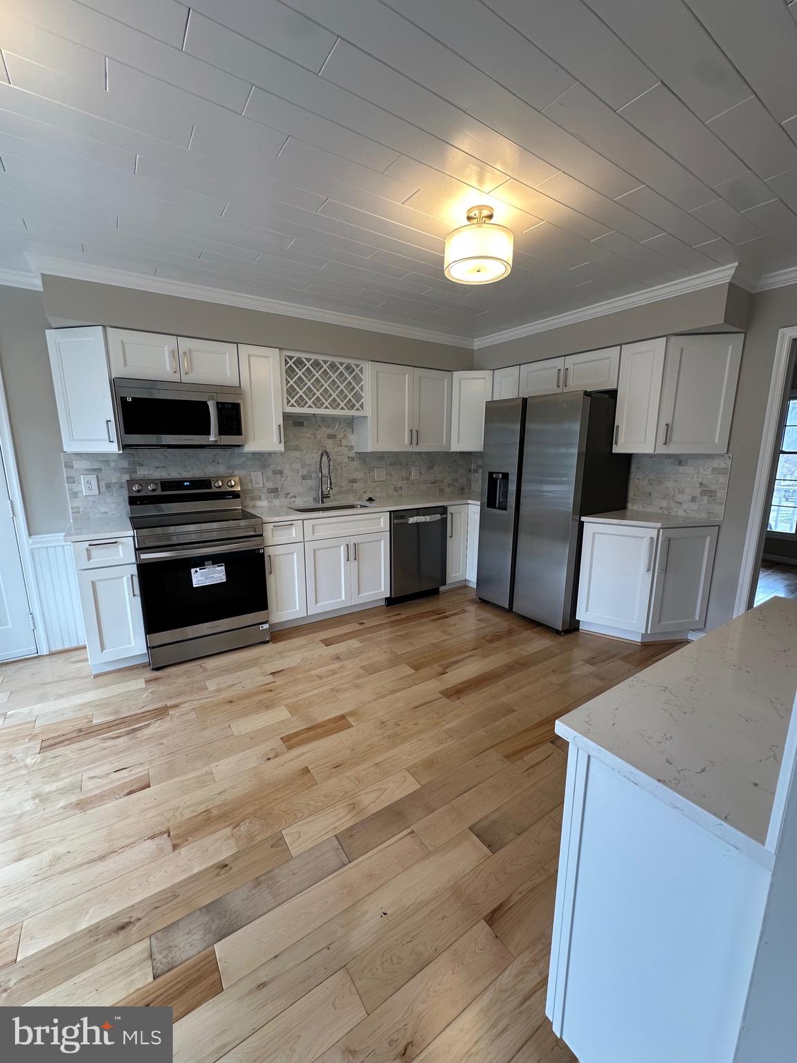 10703 CHESTERWOOD DRIVE