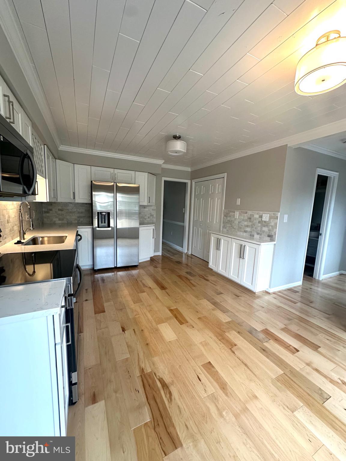 10703 CHESTERWOOD DRIVE