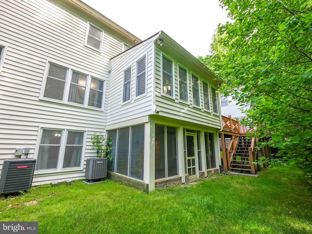 10104 BLANDFIELD LANE