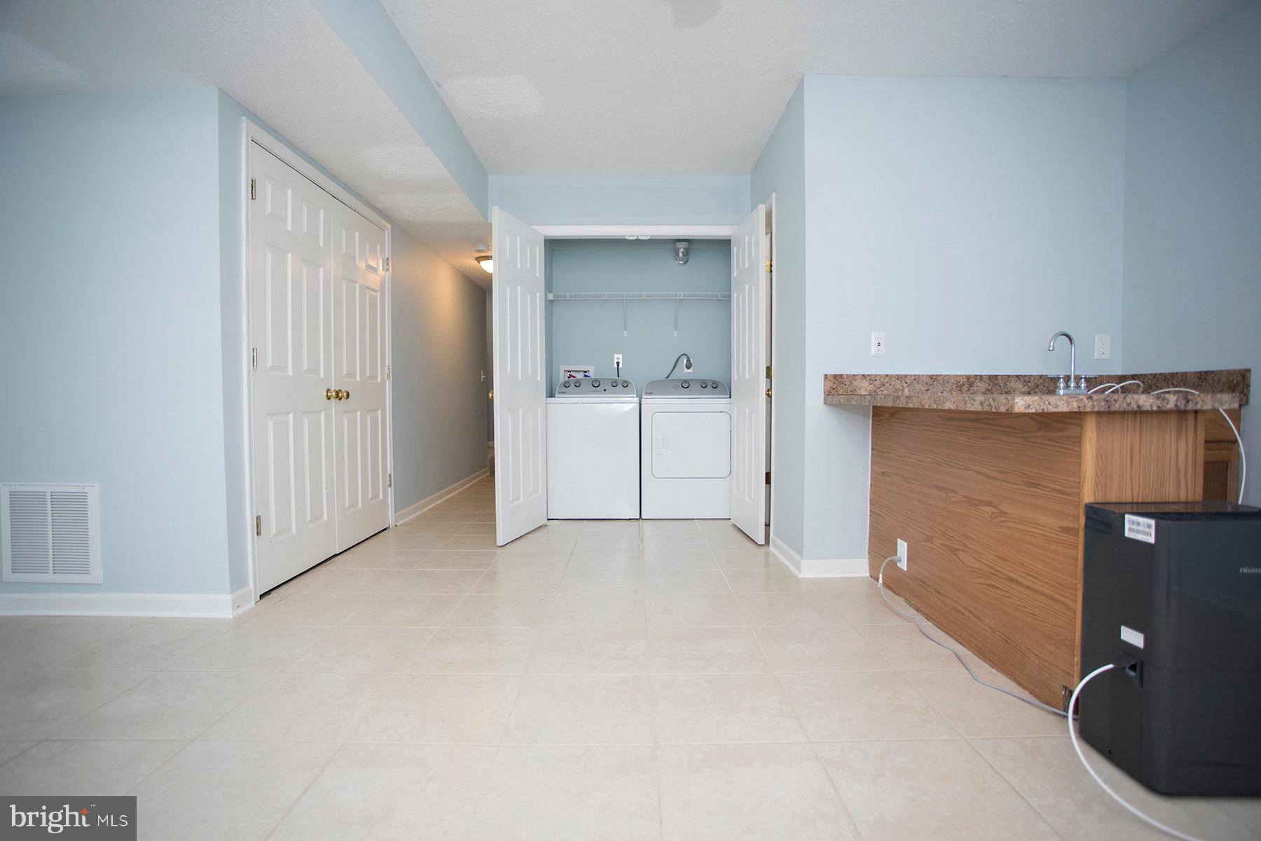 2903 Broyhill Ct