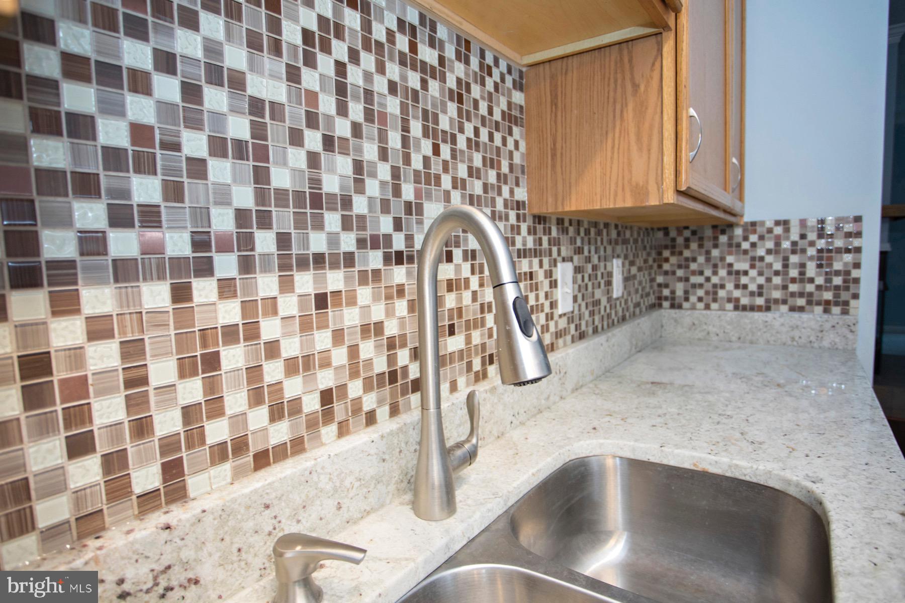 2903 Broyhill Ct