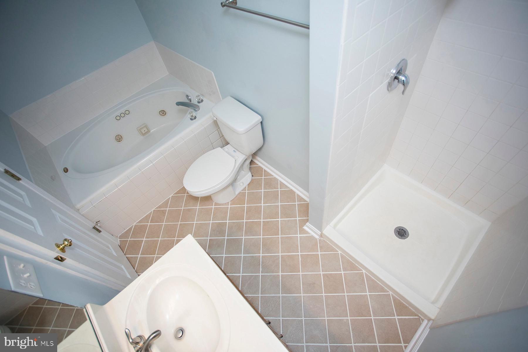 2903 Broyhill Ct