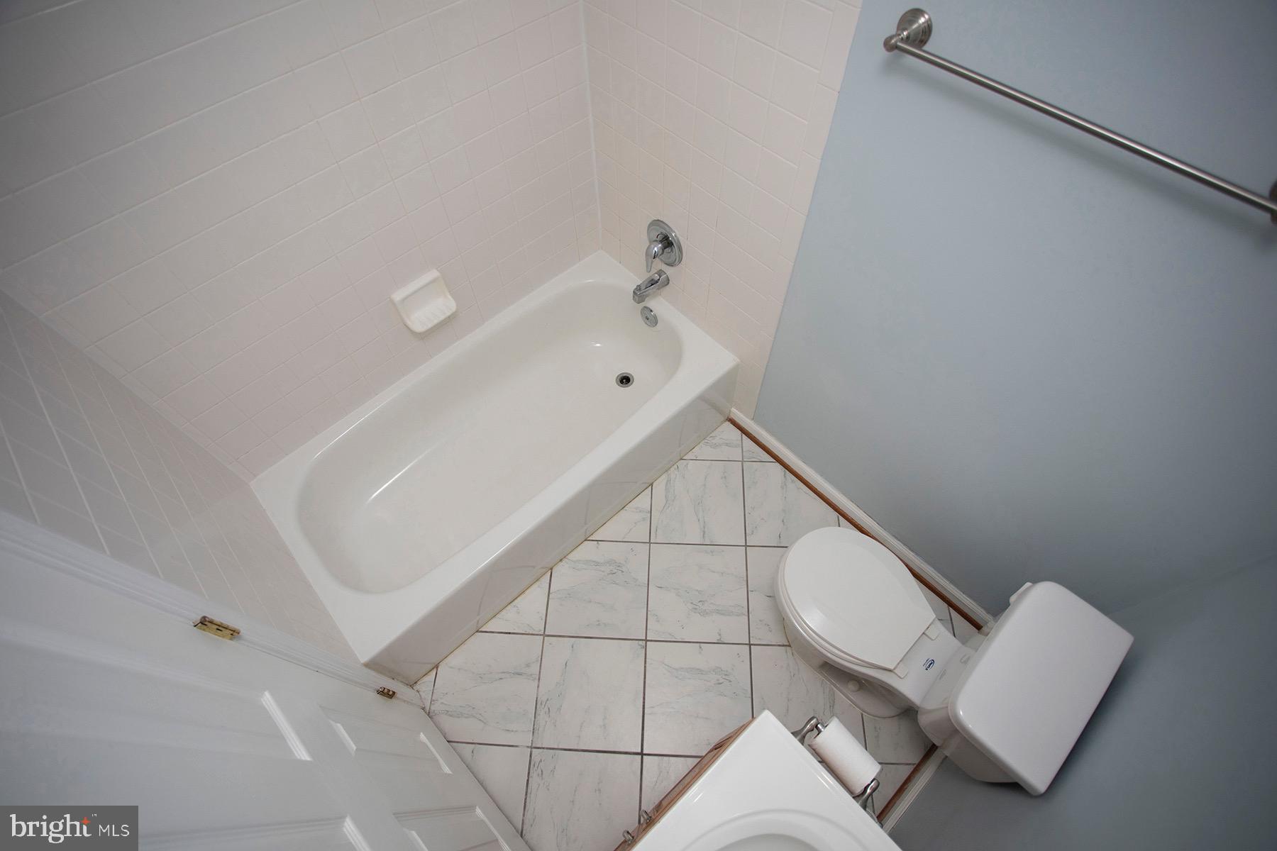 2903 Broyhill Ct