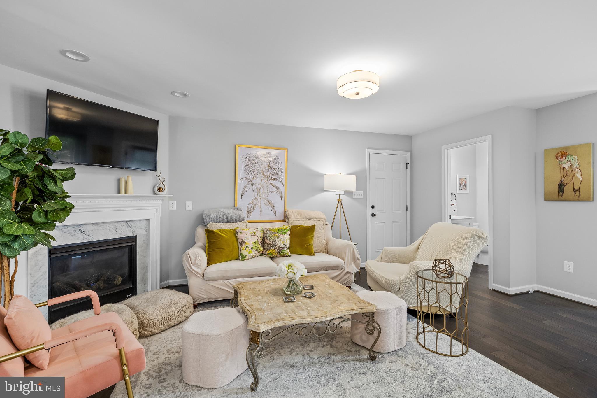 11606 New Bond St