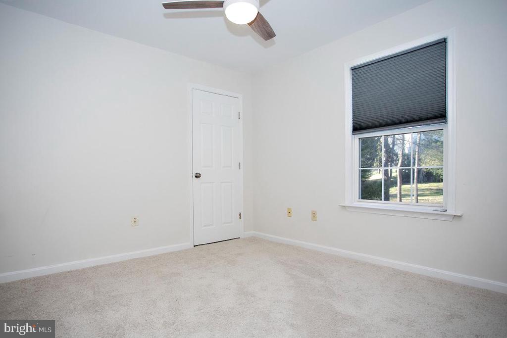 10507 Watford Ln