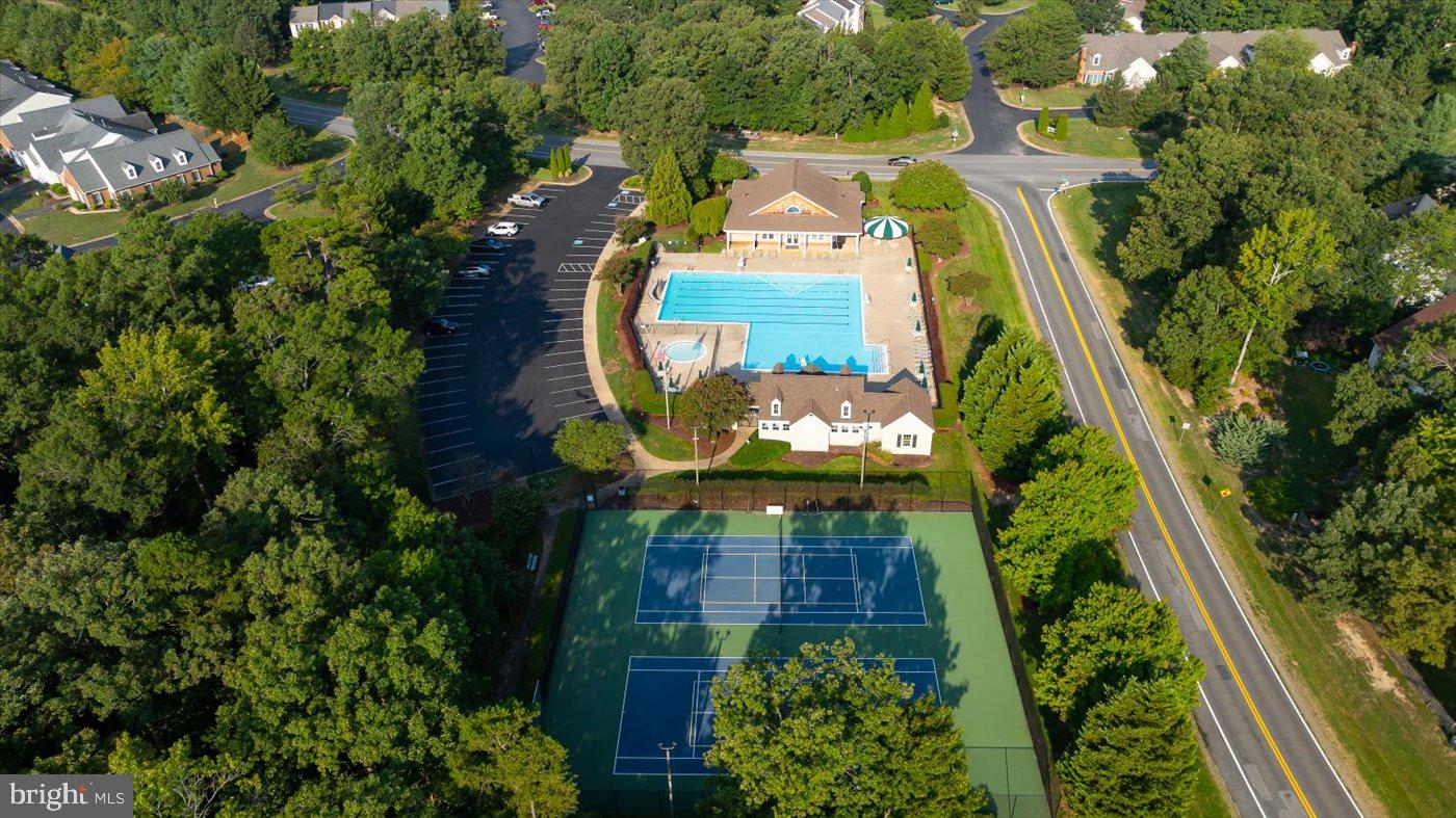 10507 Watford Ln