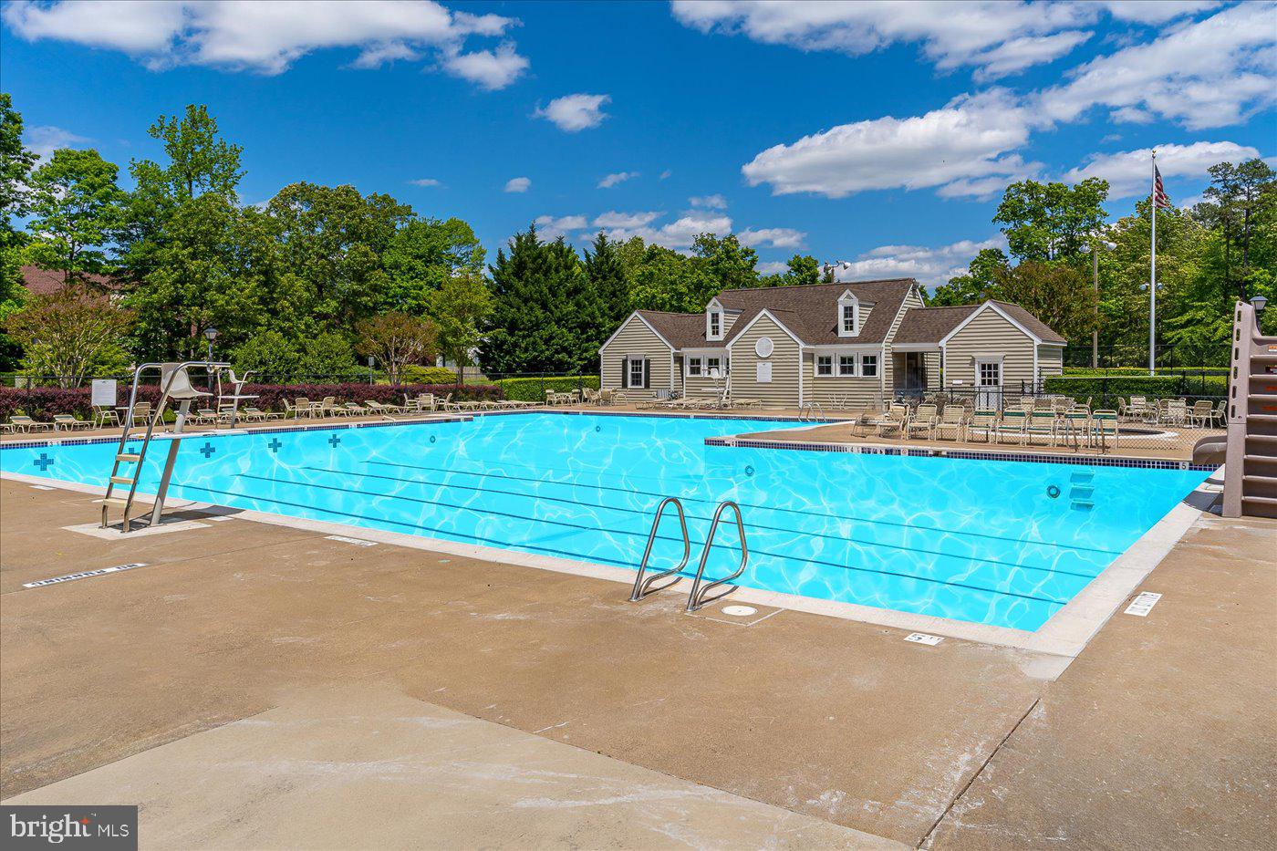 10507 Watford Ln
