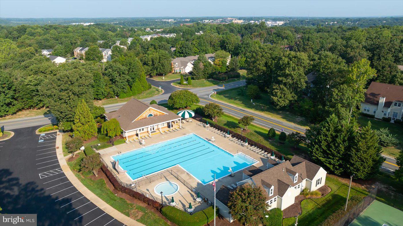 10507 Watford Ln