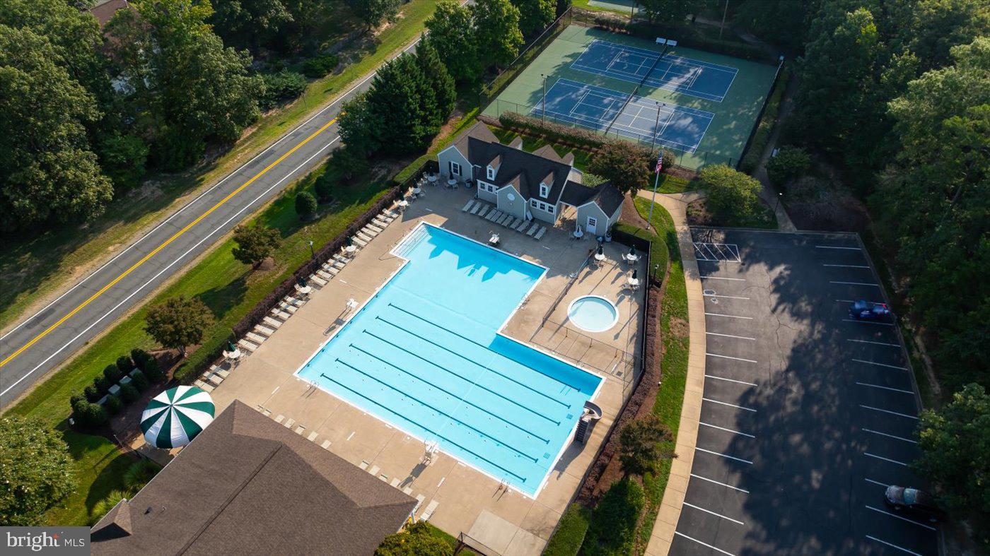 10507 Watford Ln