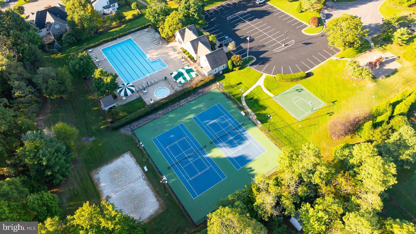 10507 Watford Ln