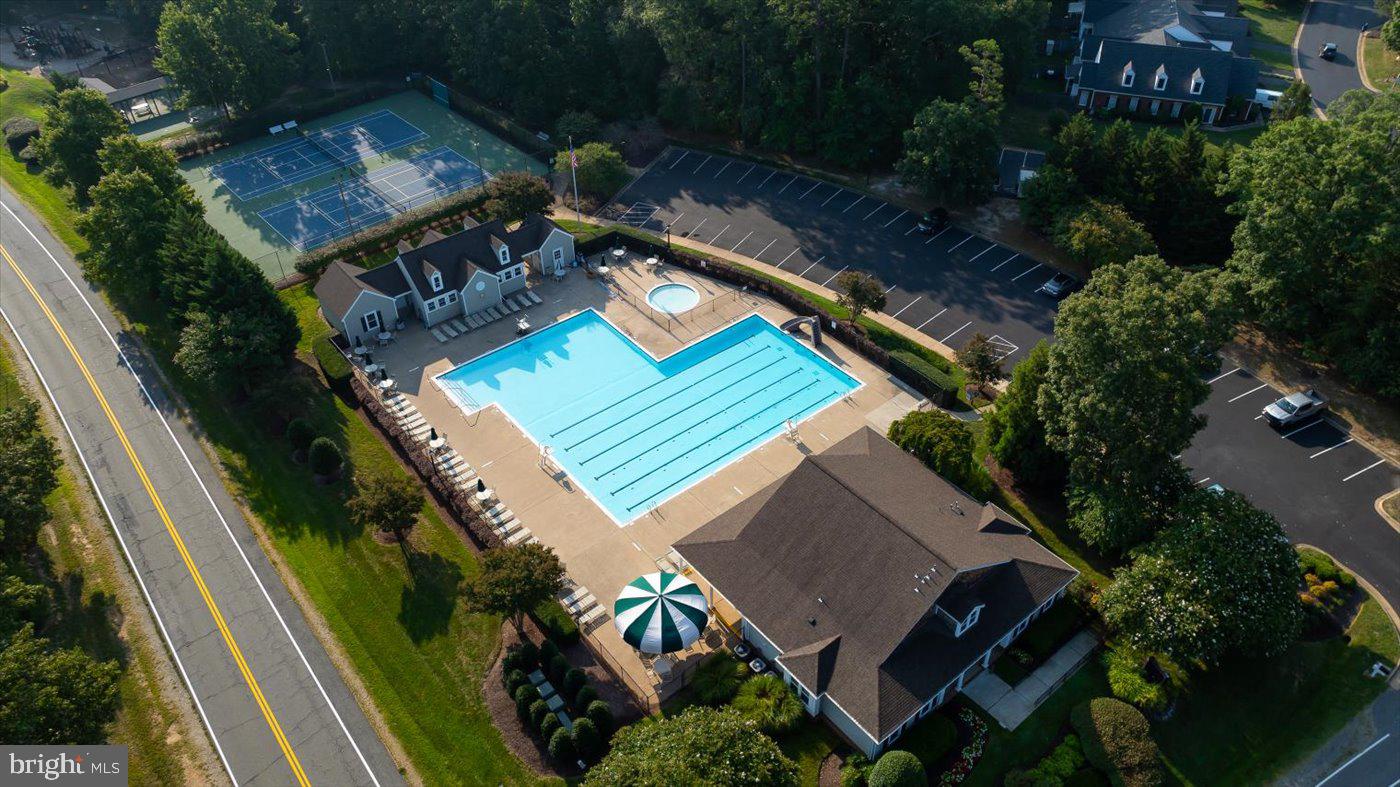 10507 Watford Ln