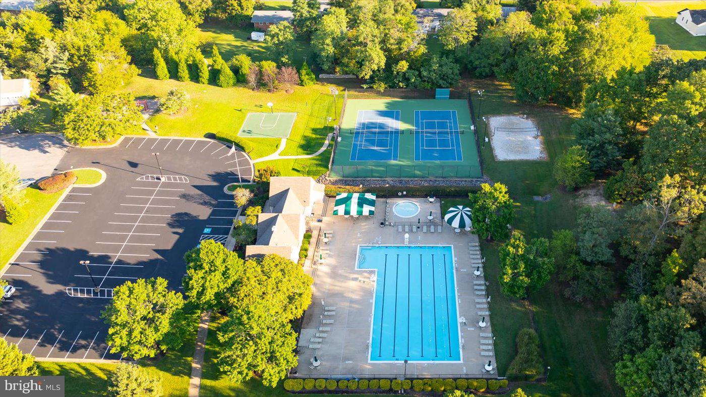 10507 Watford Ln