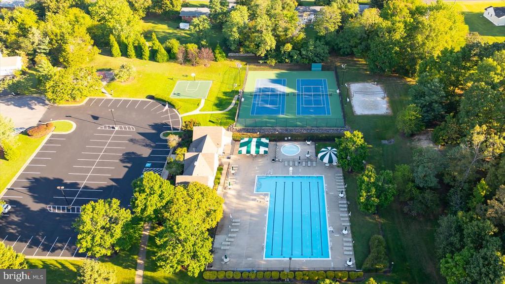 10507 Watford Ln