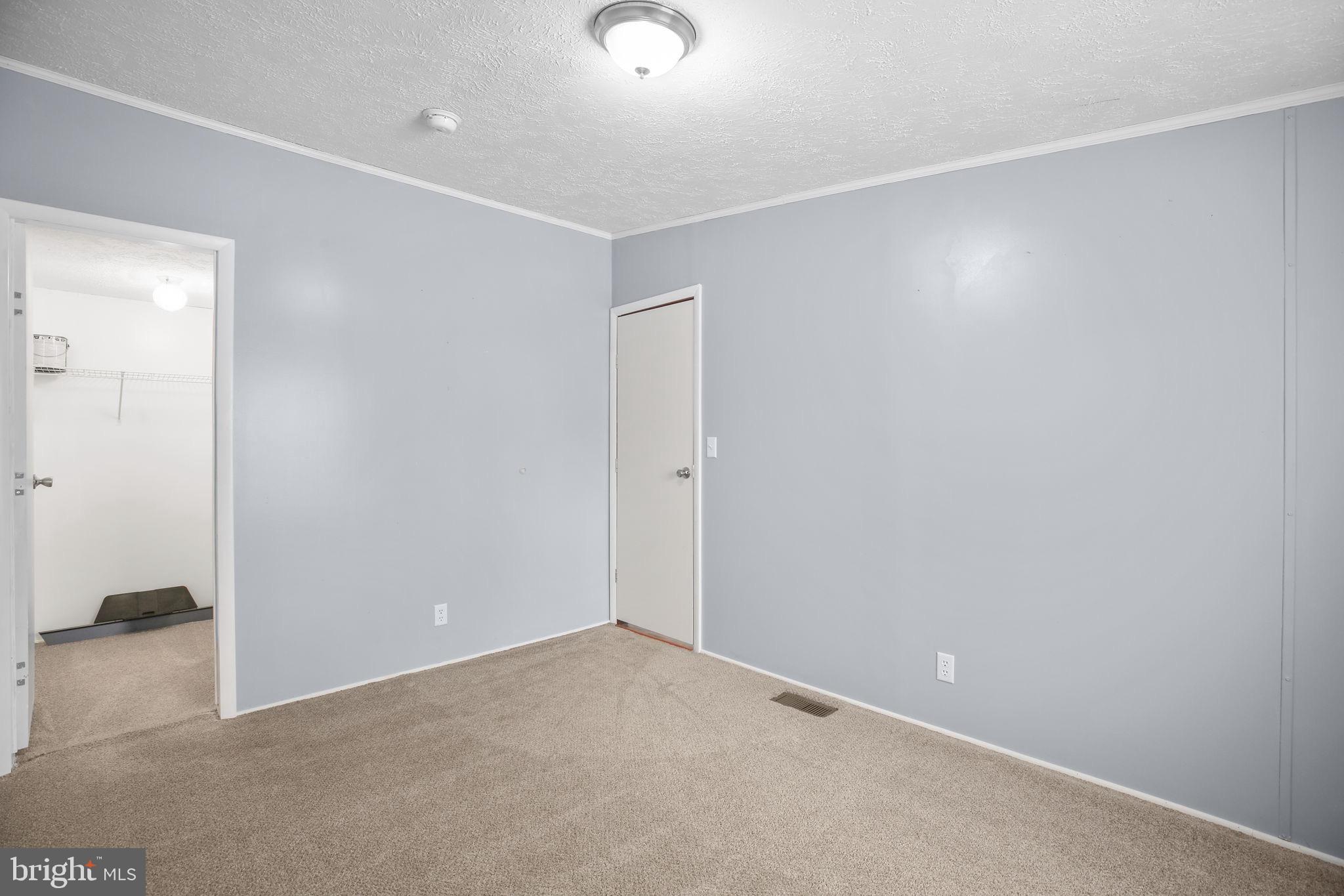 10000 HUMMINGBIRD LANE
