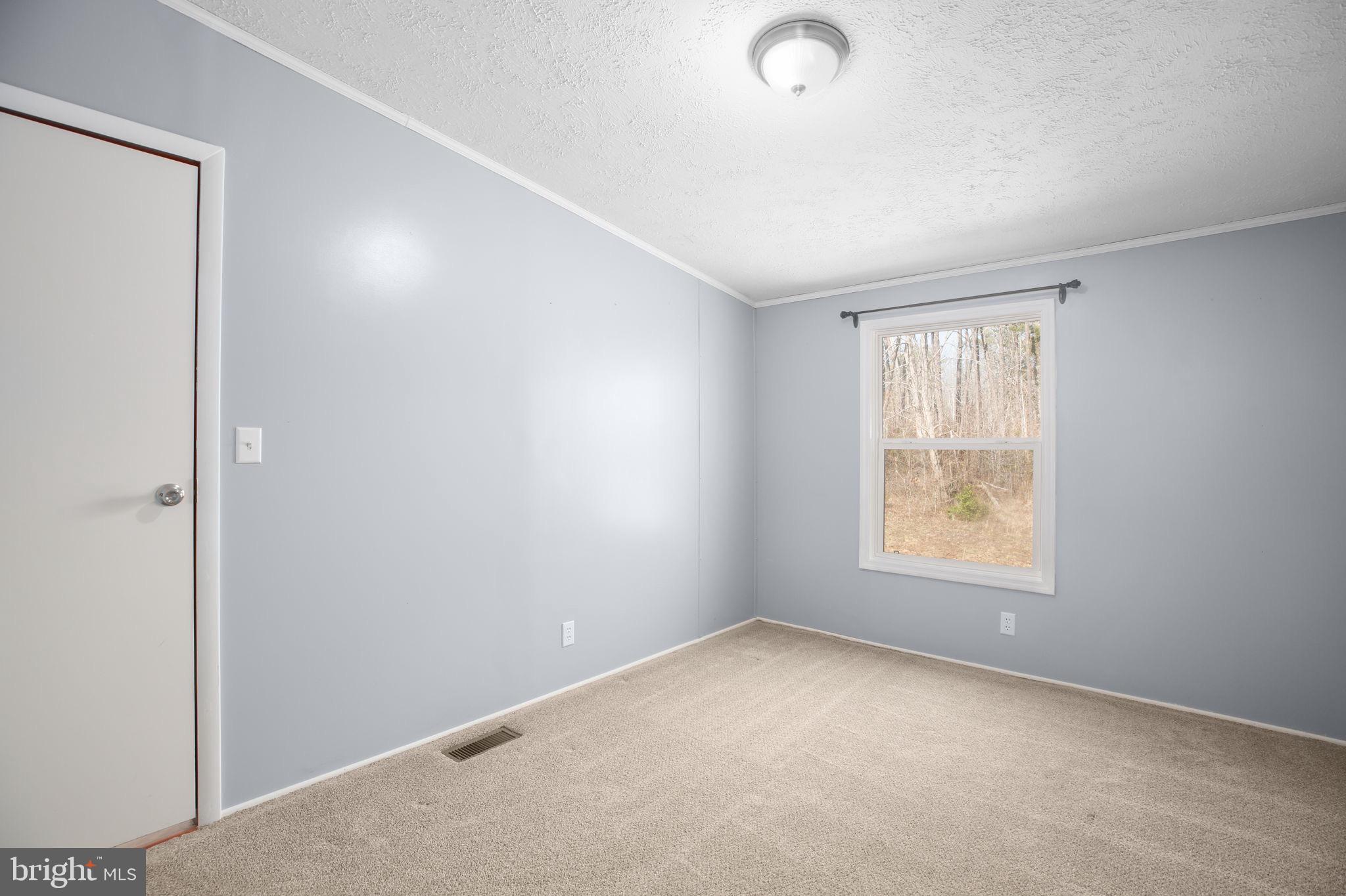 10000 HUMMINGBIRD LANE