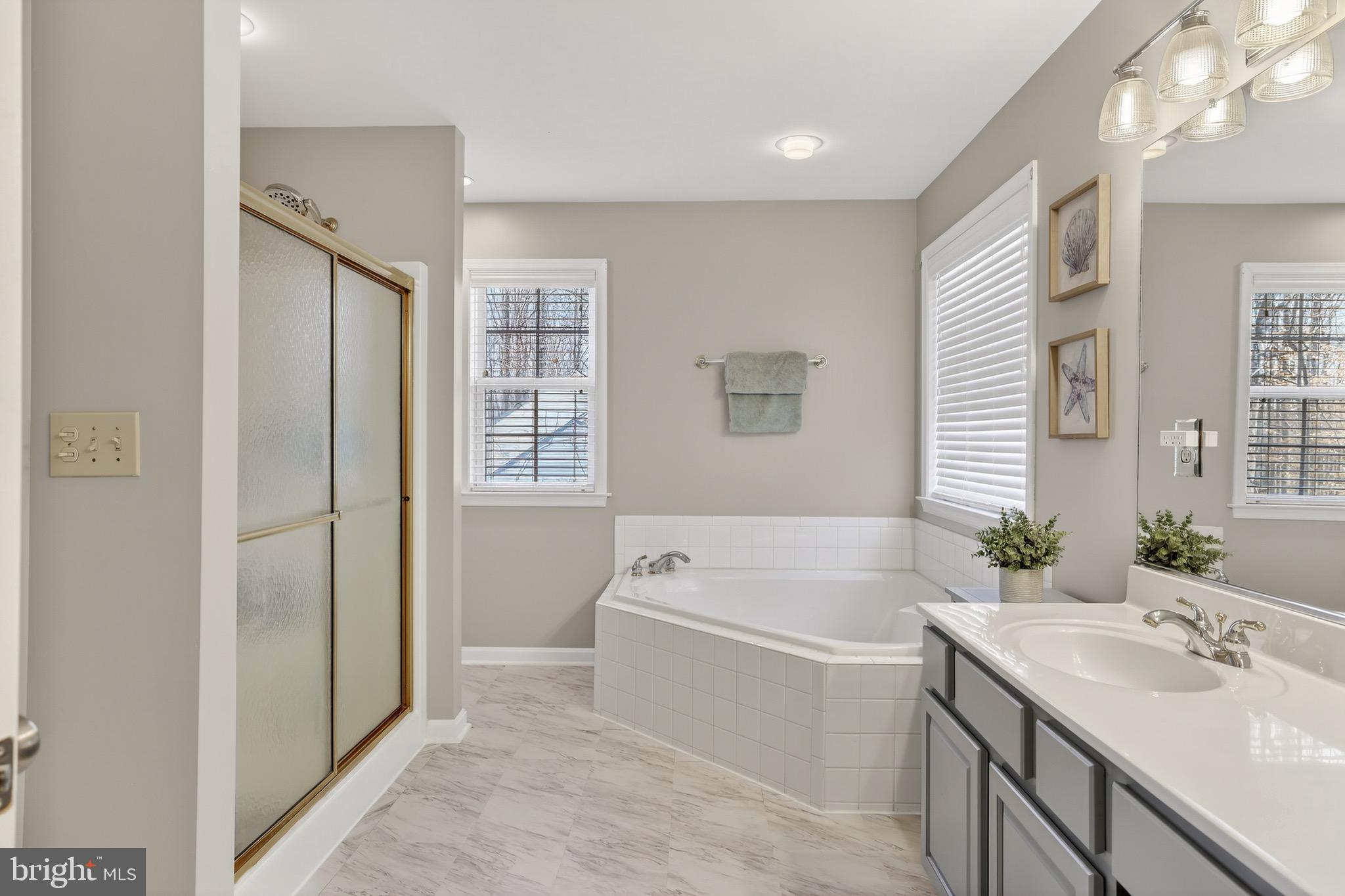 9109 SNOWY EGRET COURT