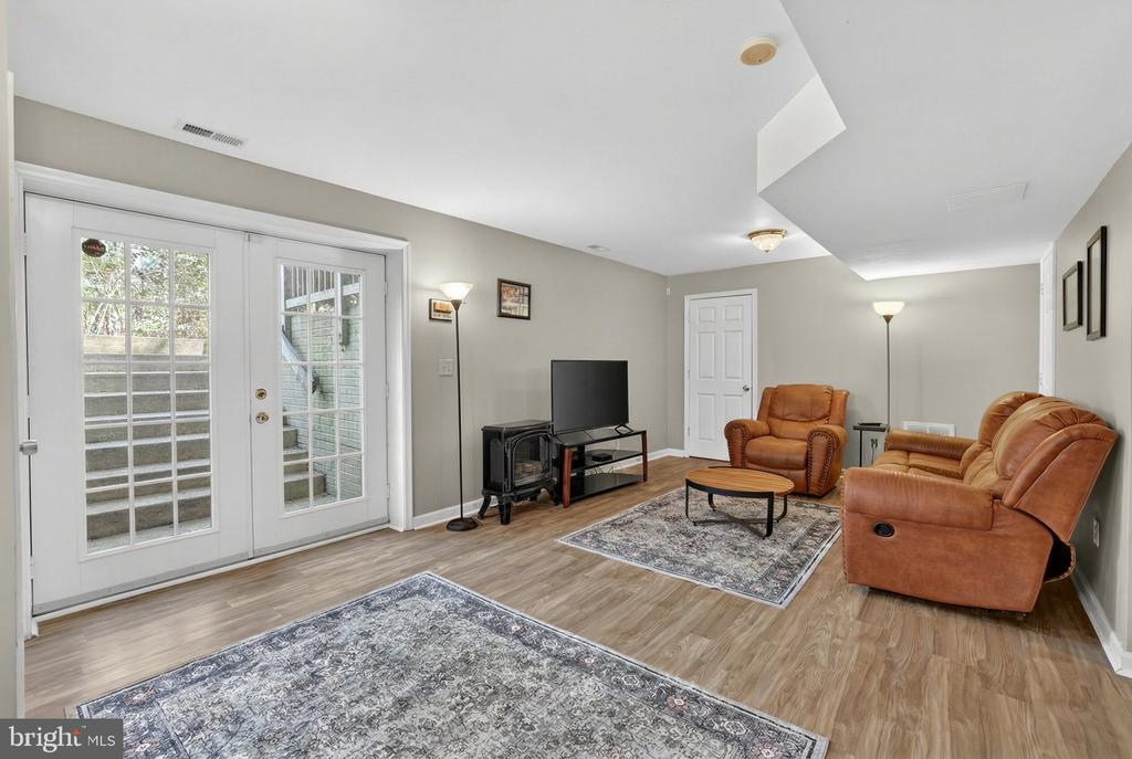 9109 SNOWY EGRET COURT