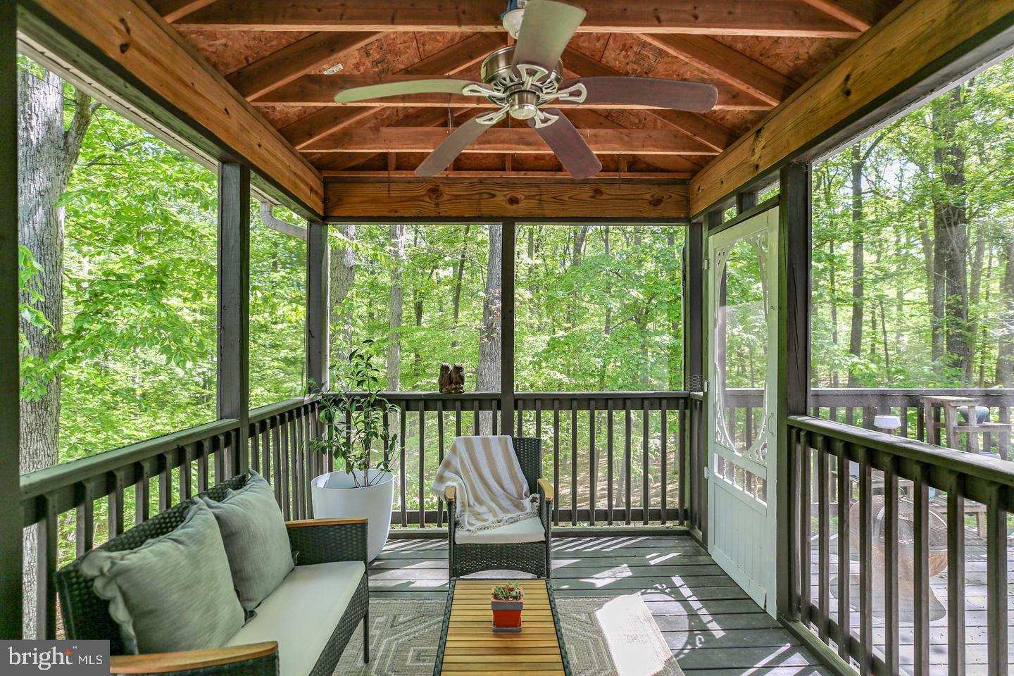 704 CANDLE RIDGE COURT