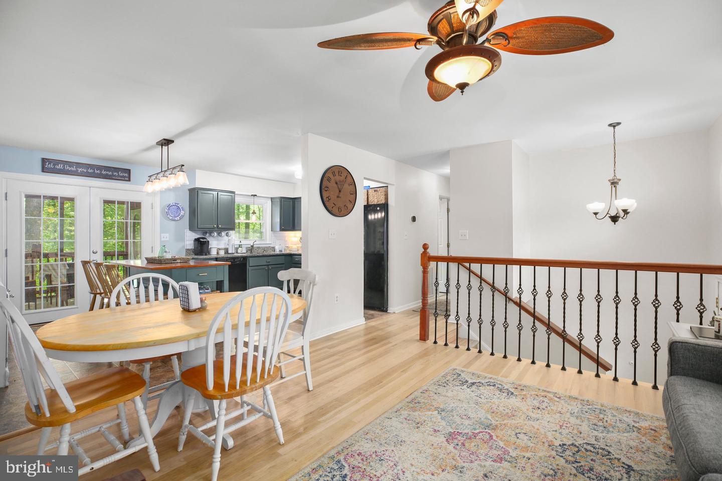 704 CANDLE RIDGE COURT