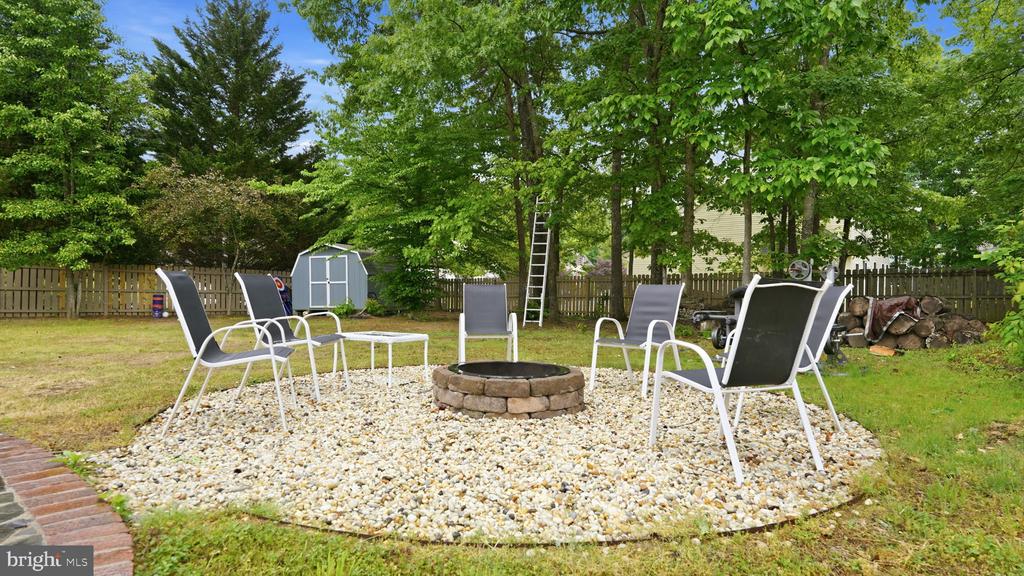 3900 N ANDOVER LANE