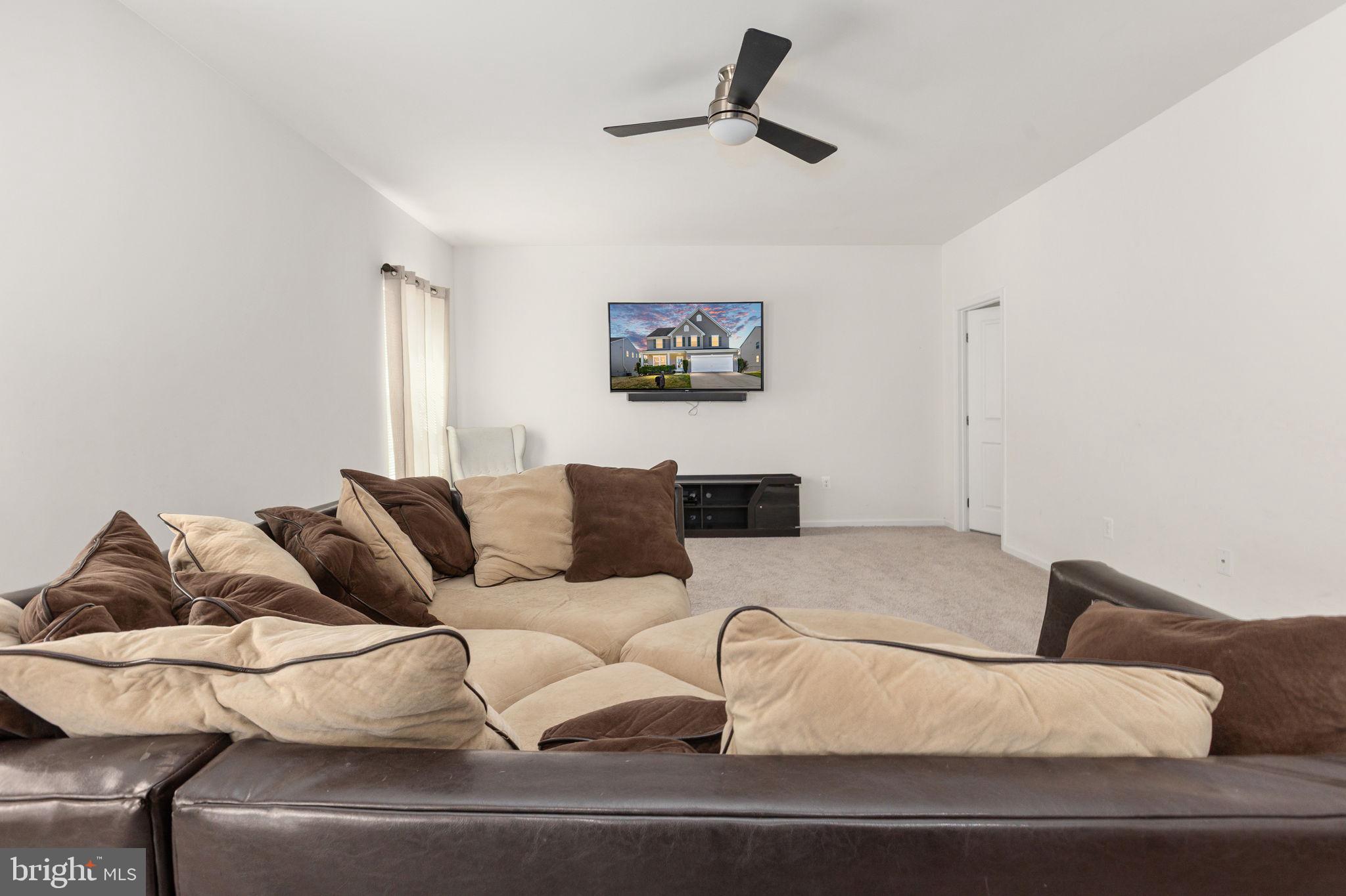 5812 SPRUCE VALLEY DRIVE