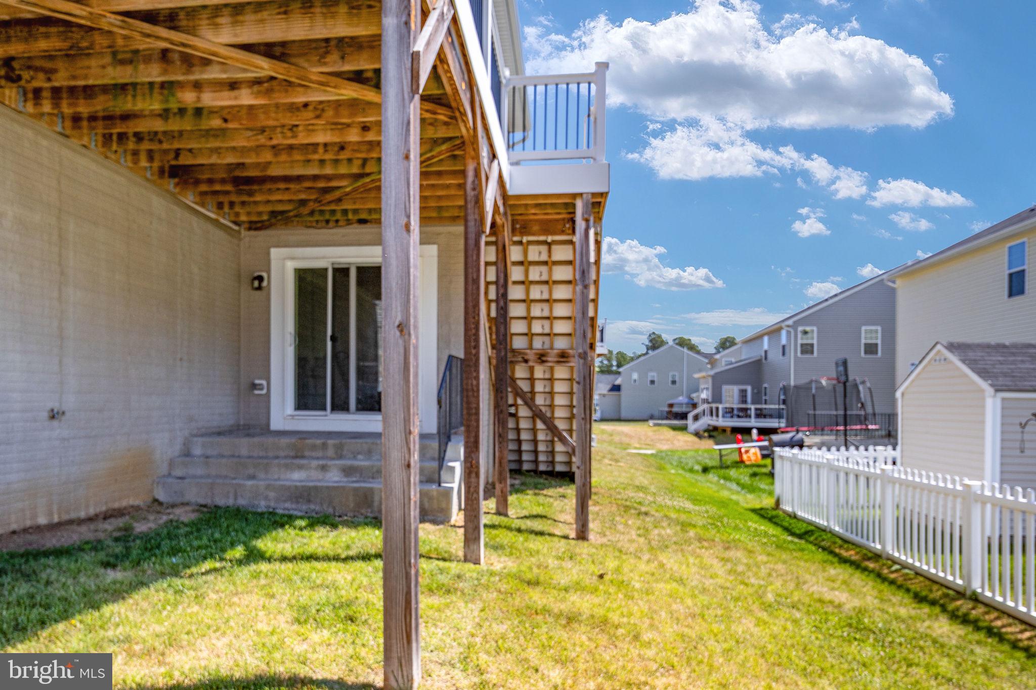 5812 SPRUCE VALLEY DRIVE