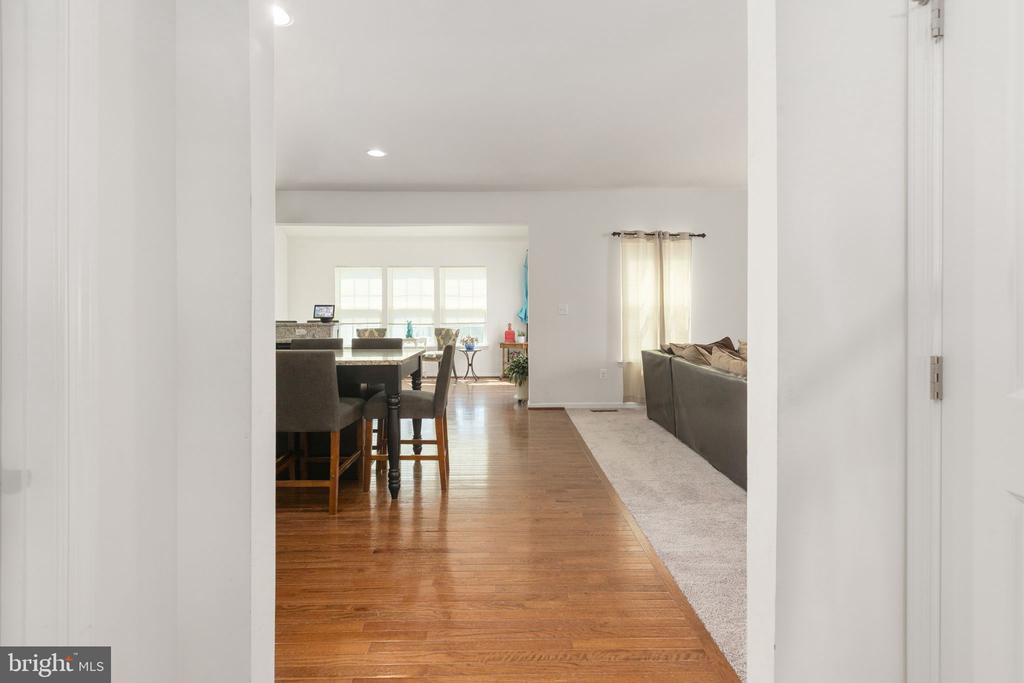5812 SPRUCE VALLEY DRIVE