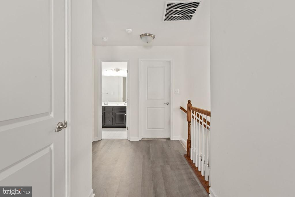 5812 SPRUCE VALLEY DRIVE