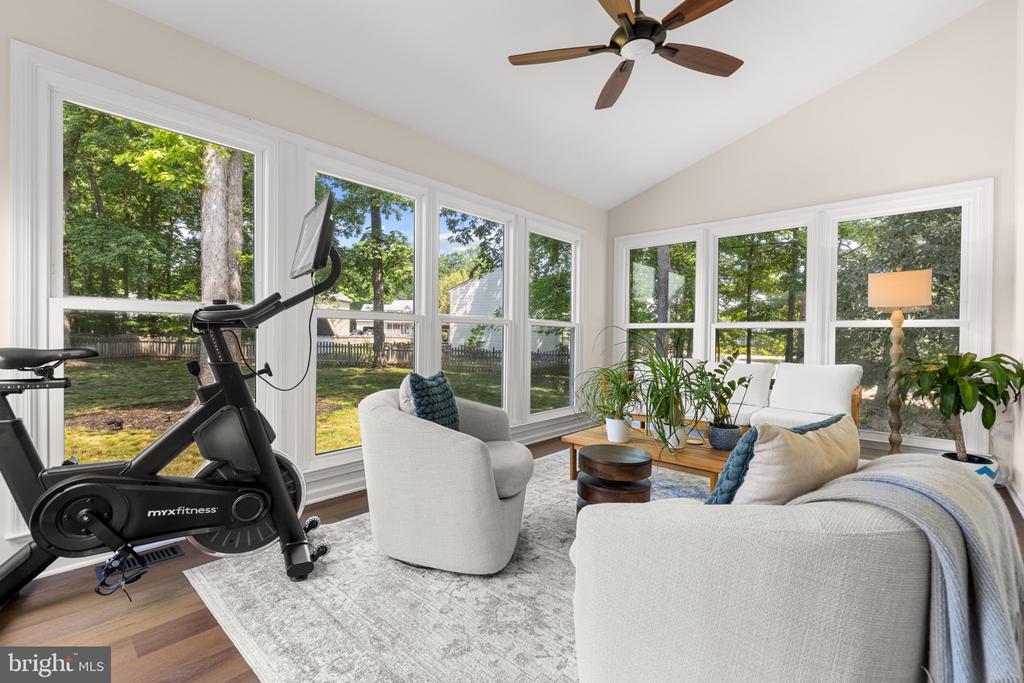 4810 QUEENSBURY CIRCLE