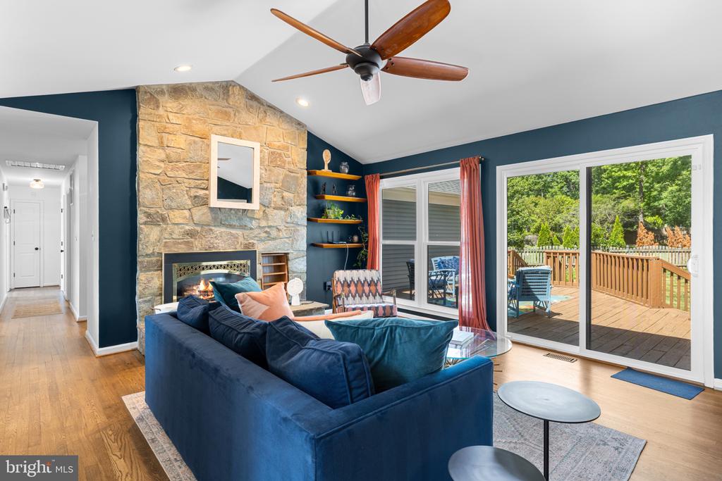 4810 QUEENSBURY CIRCLE