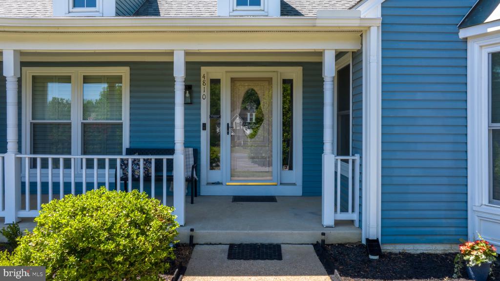 4810 QUEENSBURY CIRCLE