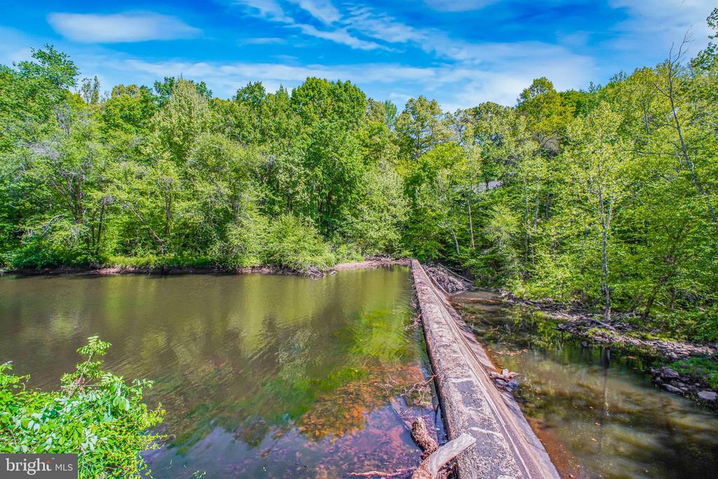 6908 ROXBURY MILL ROAD