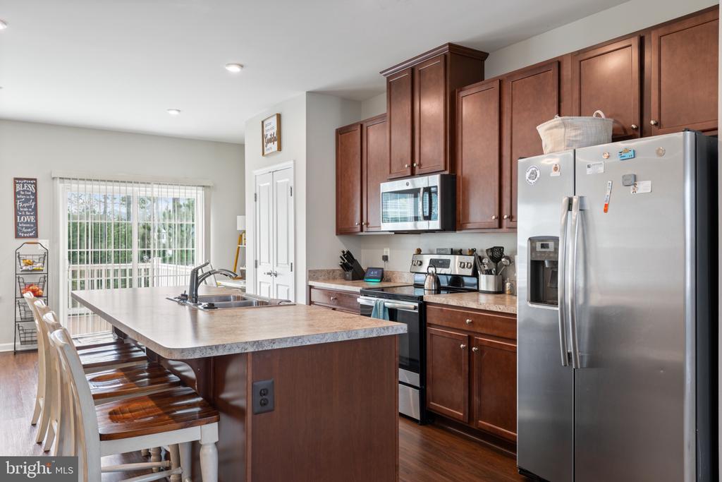8622 WILMORE LANE
