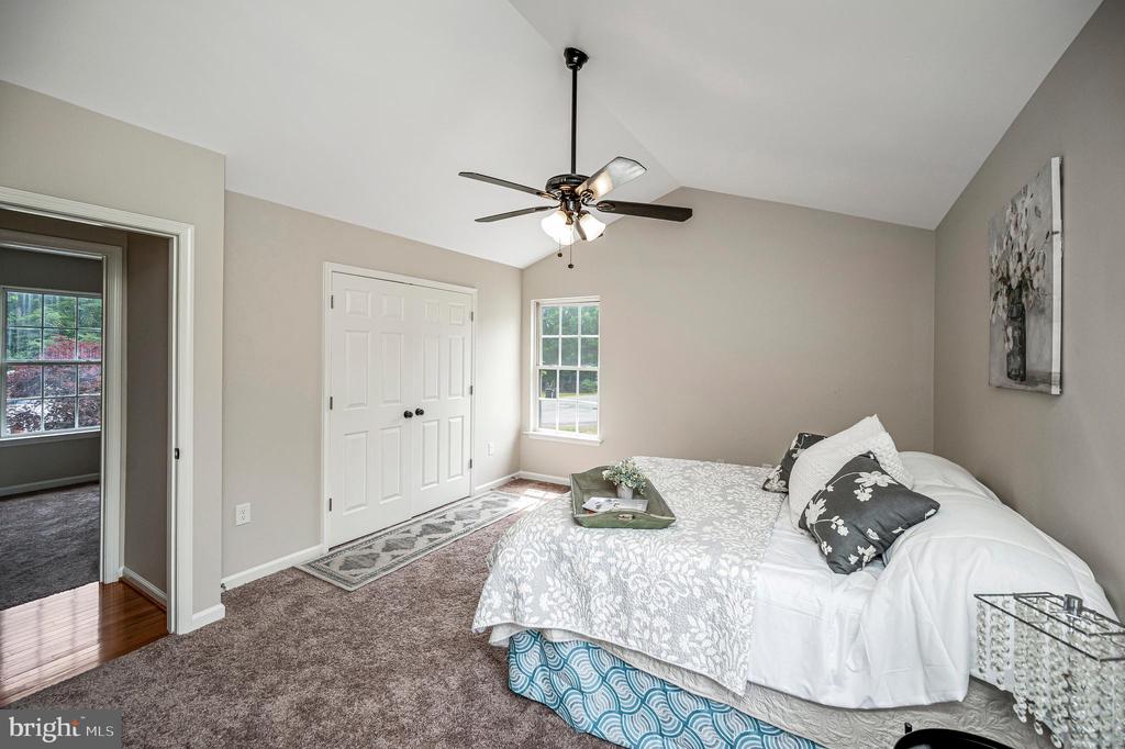5706 E POINT CIRCLE