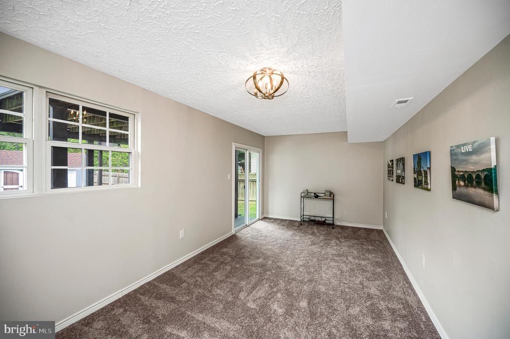 5706 E POINT CIRCLE