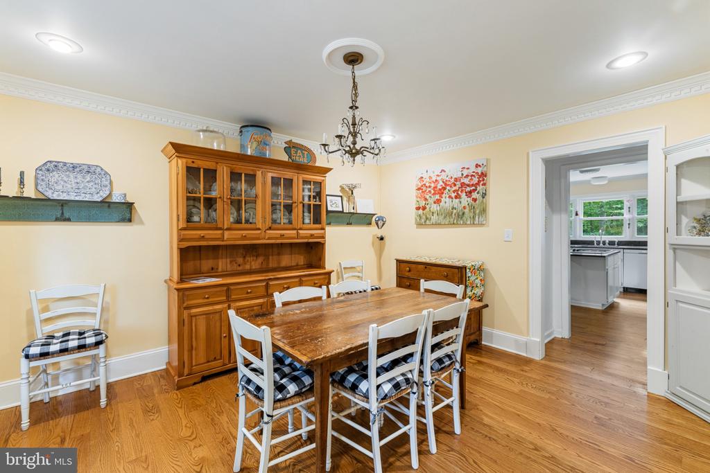 10707 GORDON ROAD