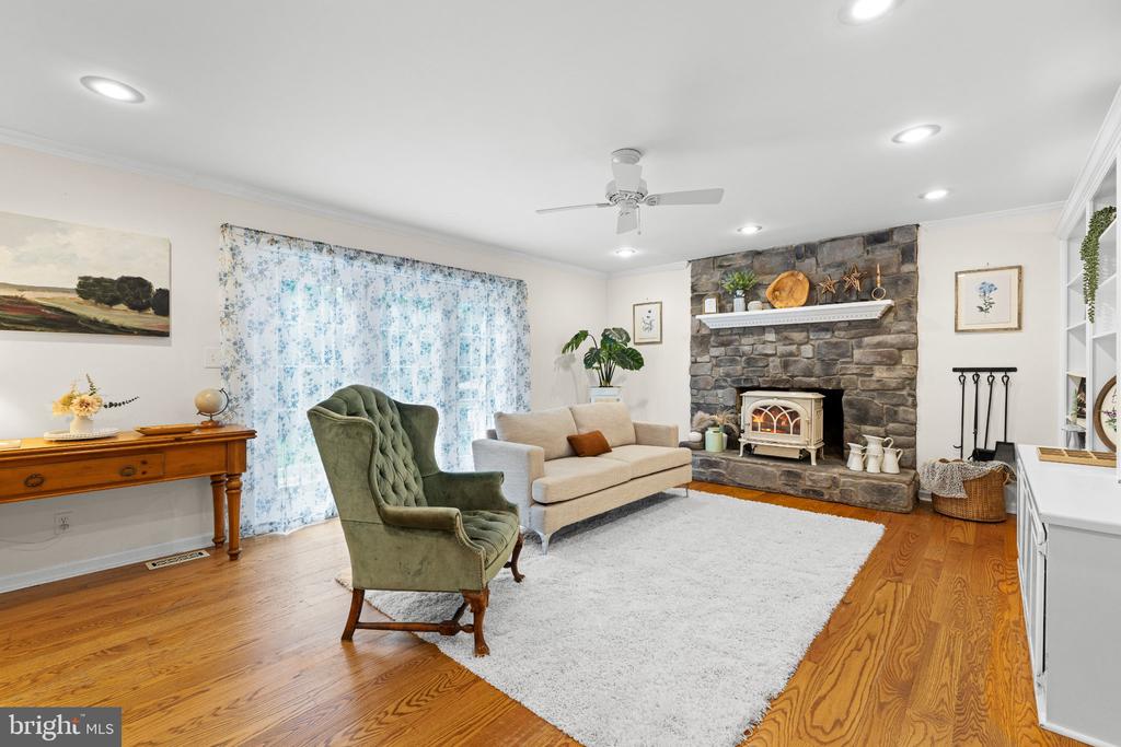 10707 GORDON ROAD