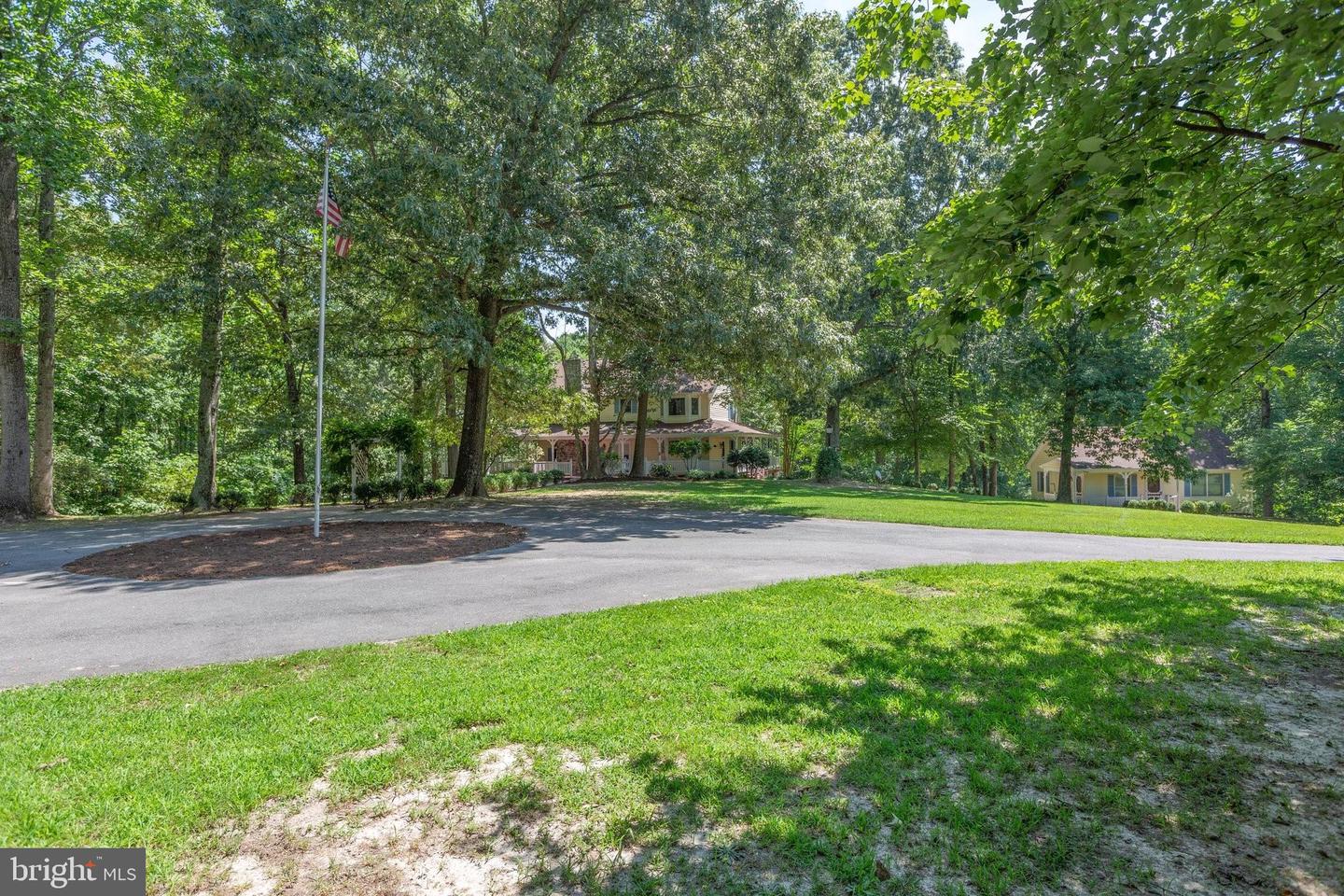 850 Truslow Rd