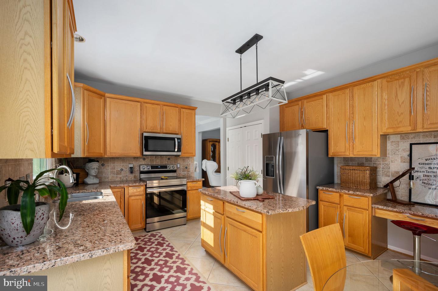 170 Basalt Dr