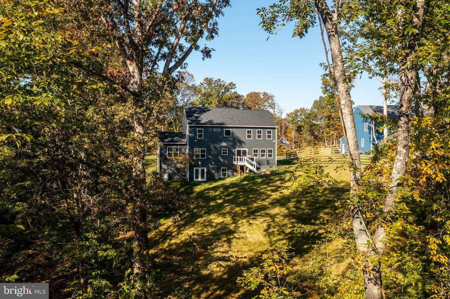 85 Hopewell Dr