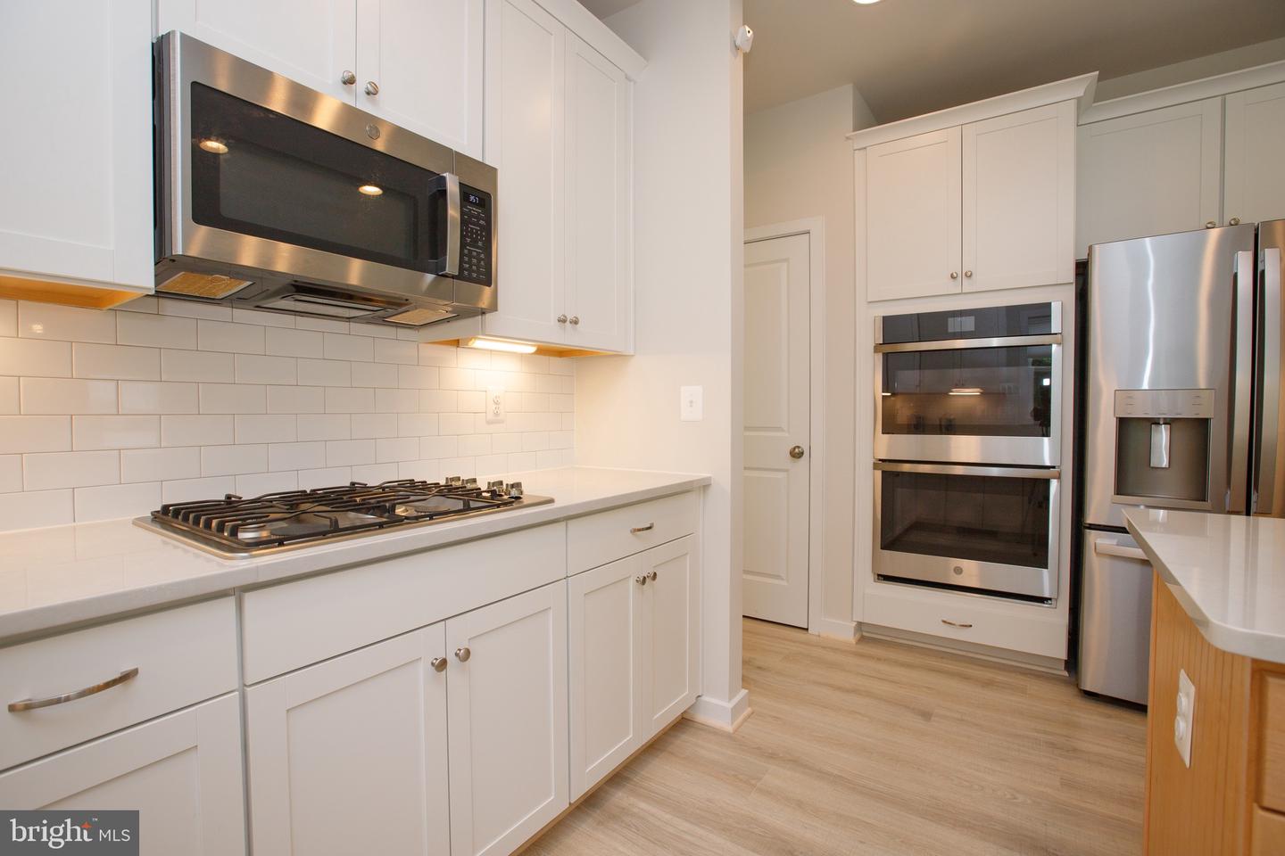 85 Hopewell Dr