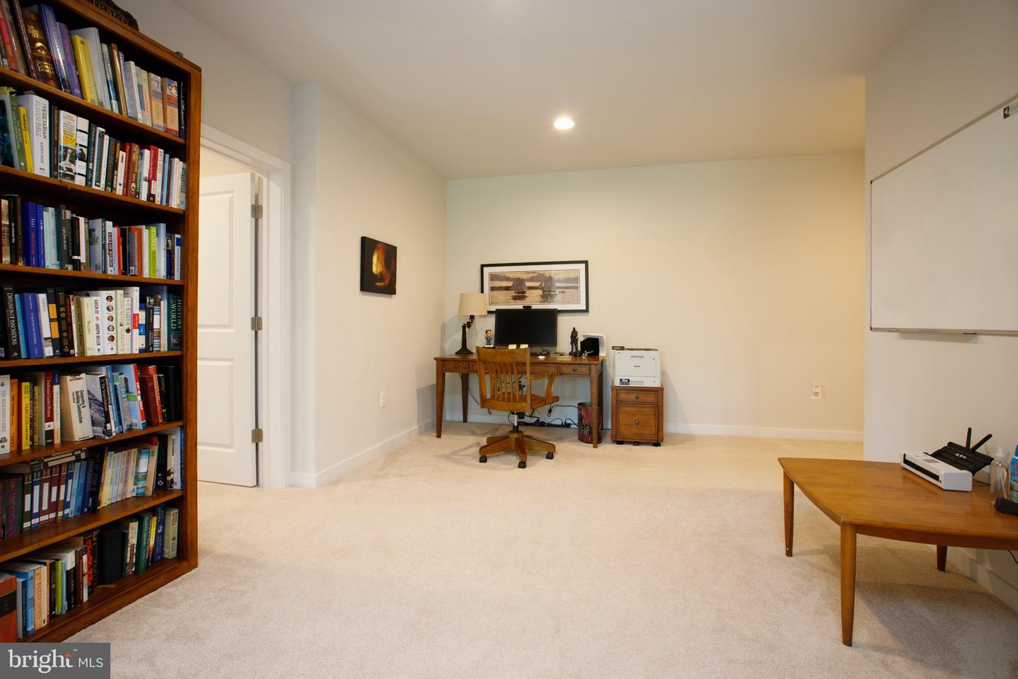 85 Hopewell Dr